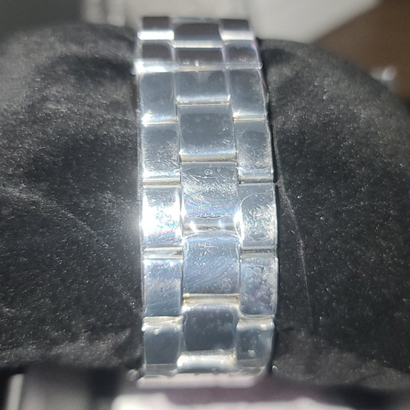 NIB - Vestal Swarovski Silver - Picture 3 of 4